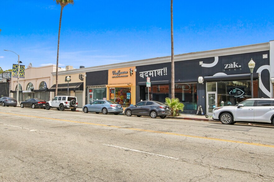 Primary Photo Of 416-424 N Fairfax Ave, Los Angeles Storefront For Lease