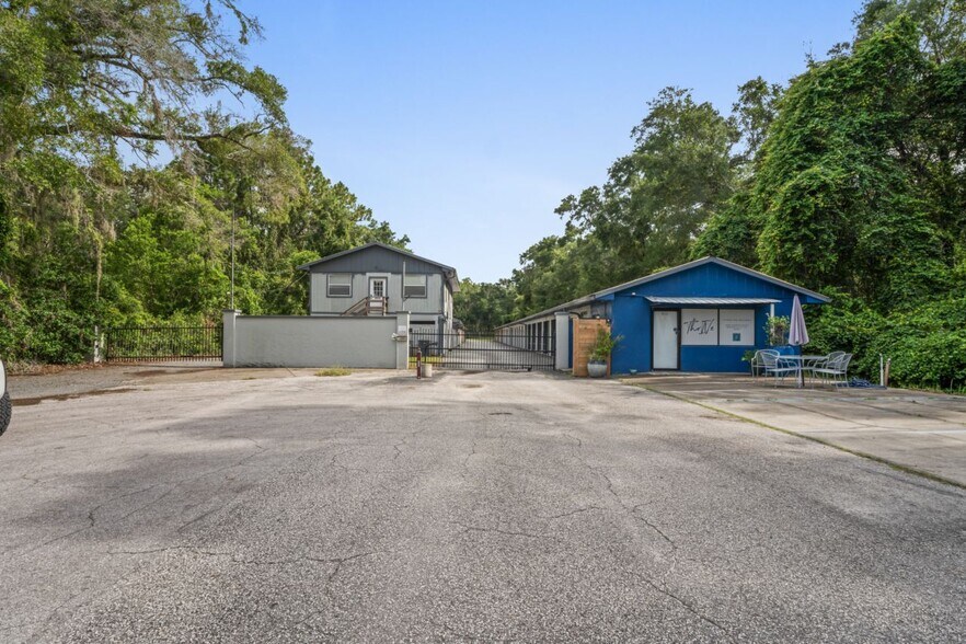 More Photos Of 16331 Cortez Blvd, Brooksville Self Storage For Sale