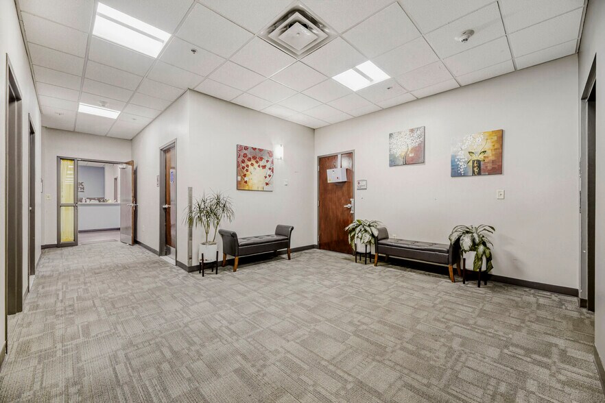 More Photos Of 5920 S Estes St, Littleton Medical For Lease