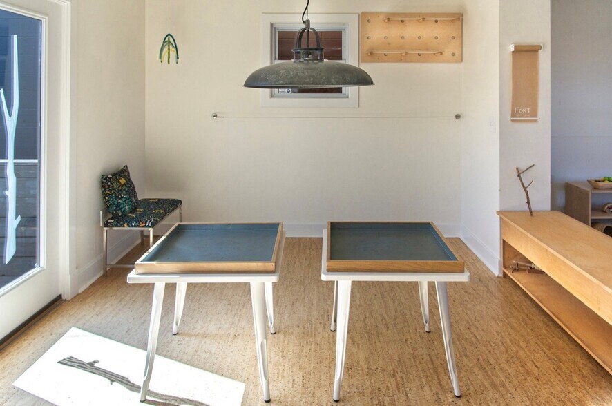 More Photos Of 202 Herndon St, Fredericksburg Office For Sale