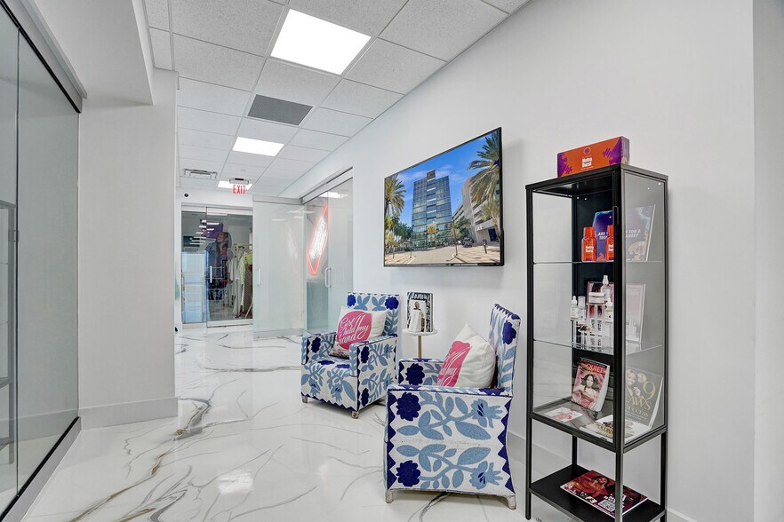 More Photos Of 18851 NE 29th Ave, Aventura Office For Lease