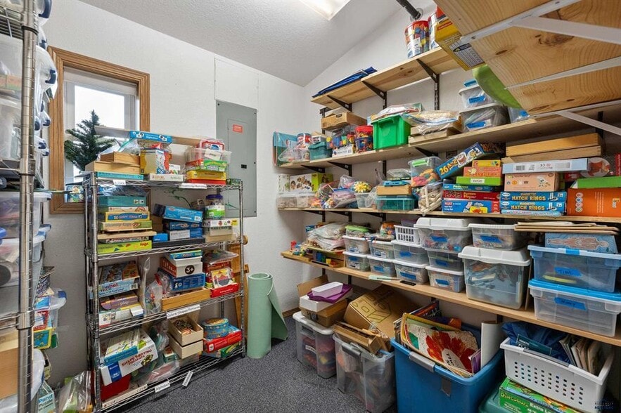 More Photos Of 4021 Range Rd, Rapid City Schools For Sale