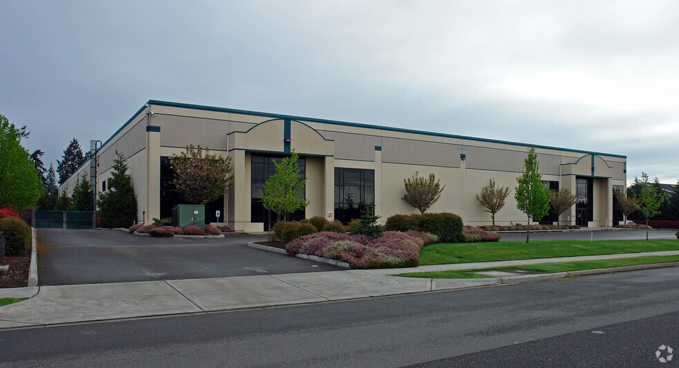 More Photos Of 2615 S 80th St, Tacoma Manufacturing For Lease