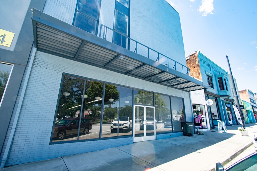 More Photos Of 222 E Main St, Walhalla General Retail For Sale