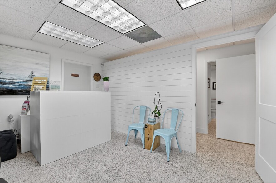 More Photos Of 665 SE 10th St, Deerfield Beach Medical For Sale