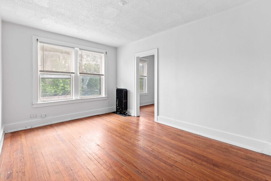 More Photos Of 16940 Log Cabin St, Detroit Apartments For Sale