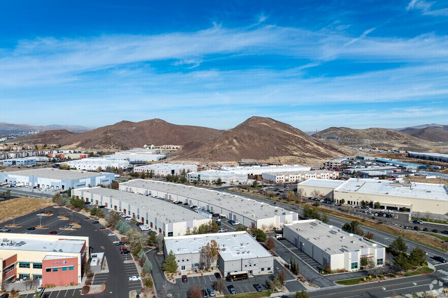 More Photos Of 891 Trademark Dr, Reno Showroom For Lease