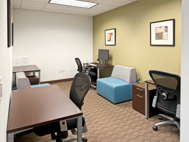 More Photos Of 1603 Orrington Ave, Evanston Coworking Space