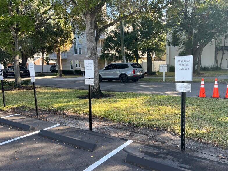 More Photos Of 3410 Henderson Blvd W, Tampa Office For Lease