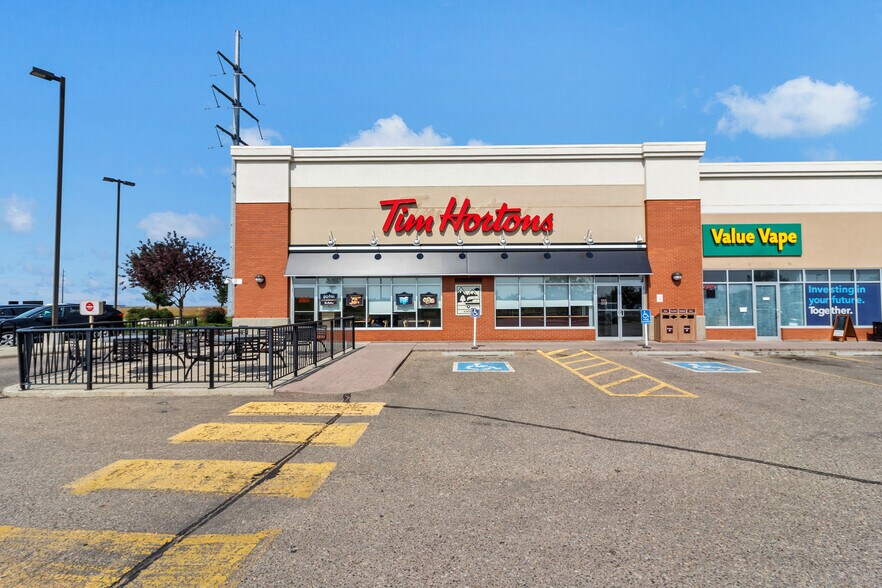 More Photos Of 2350 Division Av NW, Medicine Hat Unknown For Lease