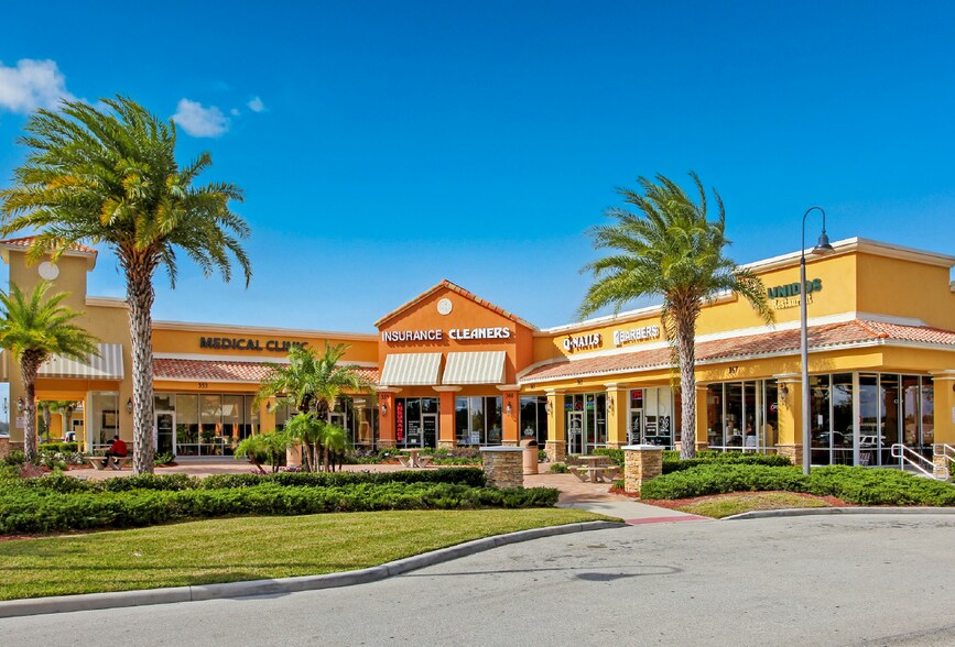 More Photos Of 353 Cypress Pky, Kissimmee Unknown For Lease