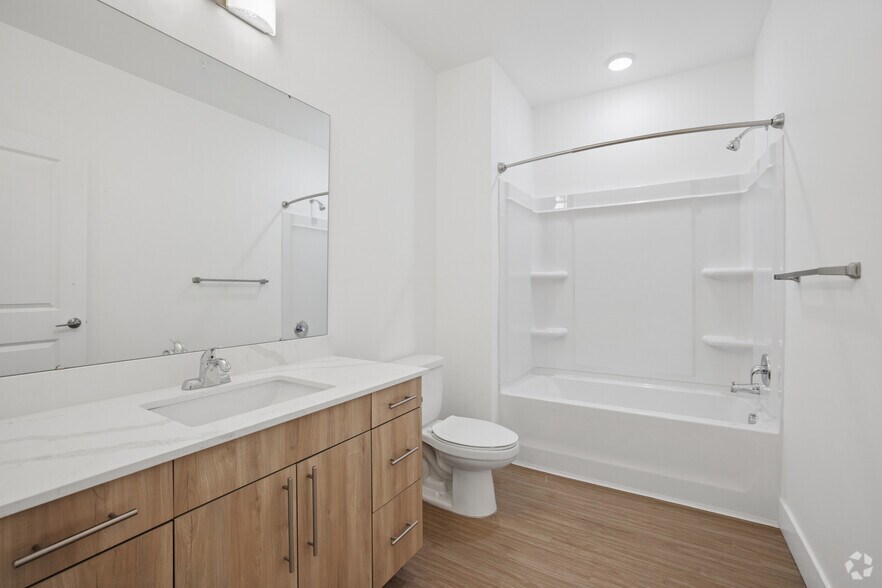 More Photos Of 14801 Statesville Rd, Huntersville Apartments For Sale