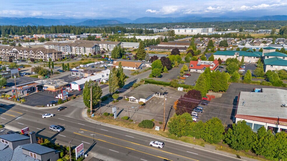 More Photos Of 3506 168th St NE, Arlington Bank For Sale