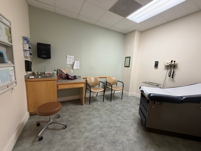 More Photos Of 107 Weeks Dr, Roxboro Freestanding For Sale