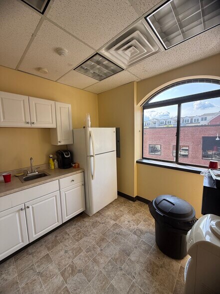 More Photos Of 1666 Massachusetts Ave, Lexington Office For Lease