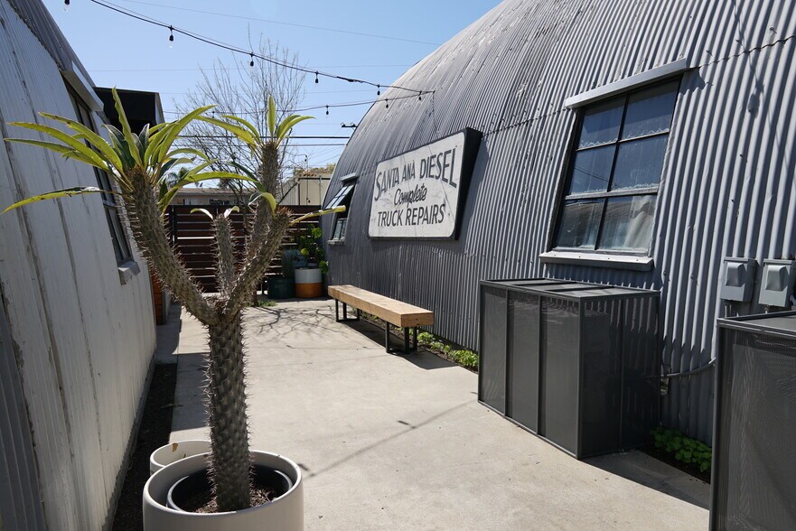 More Photos Of 730 Poinsettia St, Santa Ana Unknown For Lease