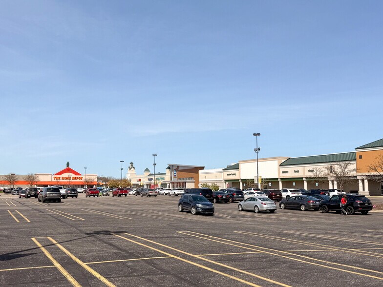 More Photos Of 9078 Highland Dr, White Lake Township Unknown For Lease