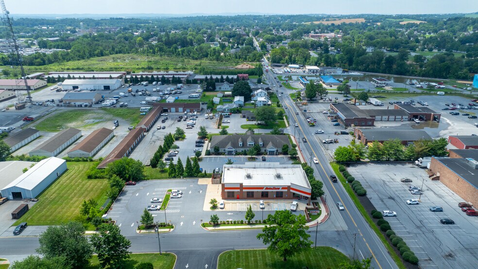 More Photos Of 84 Doe Run Rd, Manheim Medical For Lease