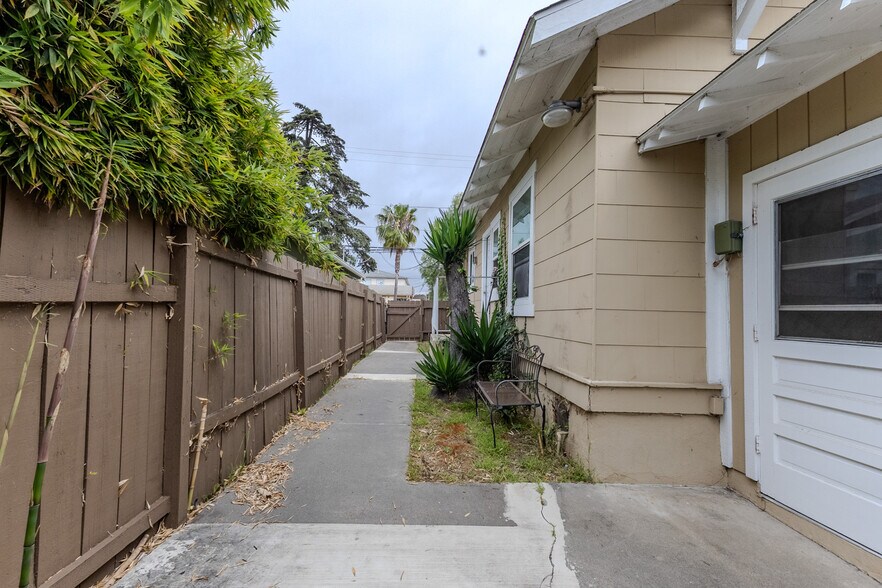 More Photos Of 392 Del Mar Ave, Chula Vista Apartments For Sale