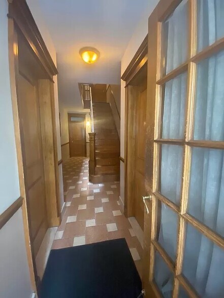 More Photos Of 4605 30th Ave, Astoria Apartments For Sale