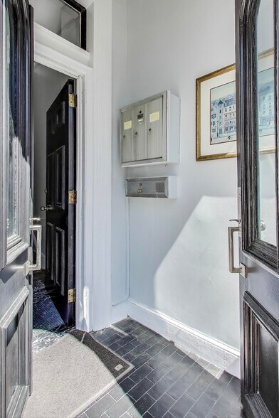More Photos Of 1317 Corcoran St NW, Washington Apartments For Sale
