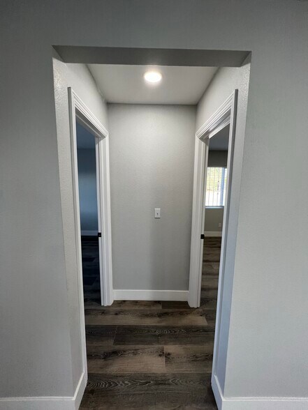 More Photos Of 3662 Park St, Las Vegas Industrial For Sale