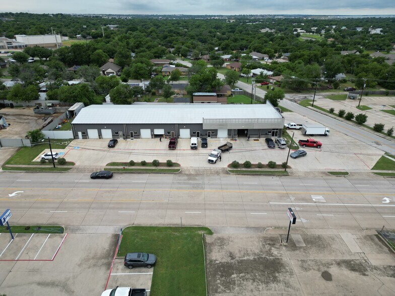 More Photos Of 600 S Cherry Ln, White Settlement Light Distribution For Lease