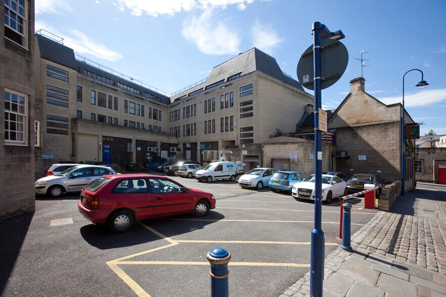 More Photos Of James St W, Bath Office For Lease