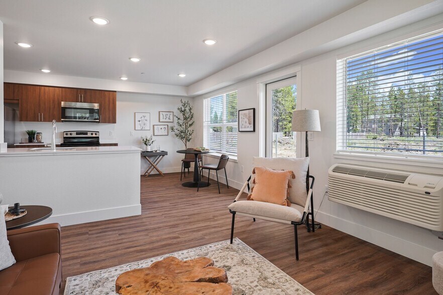 More Photos Of 51376 Preble Way, La Pine Apartments For Sale