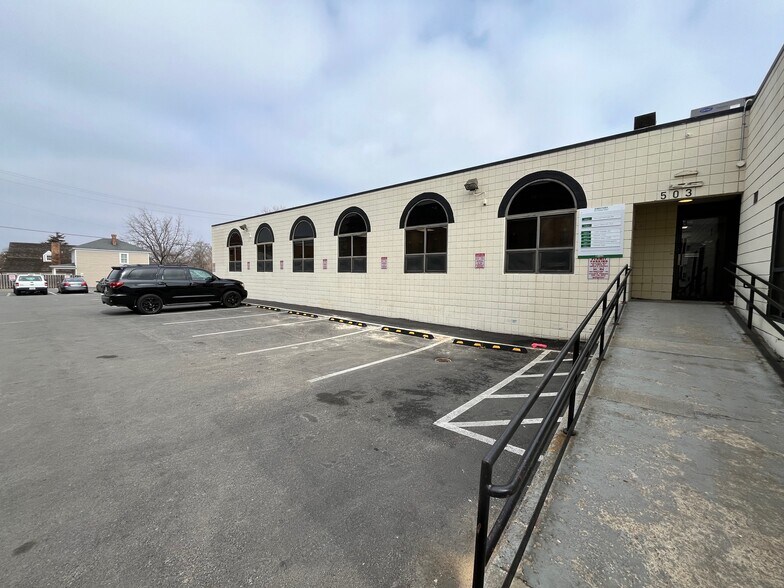 More Photos Of 503 Sophia St, Fredericksburg Freestanding For Lease