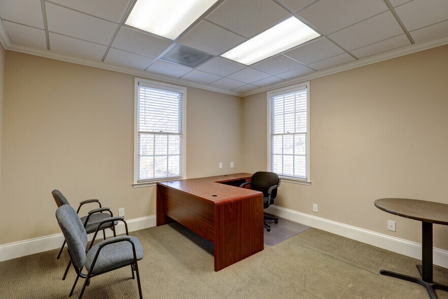 More Photos Of 1934 N Druid Hills Rd NE, Atlanta Office For Sale