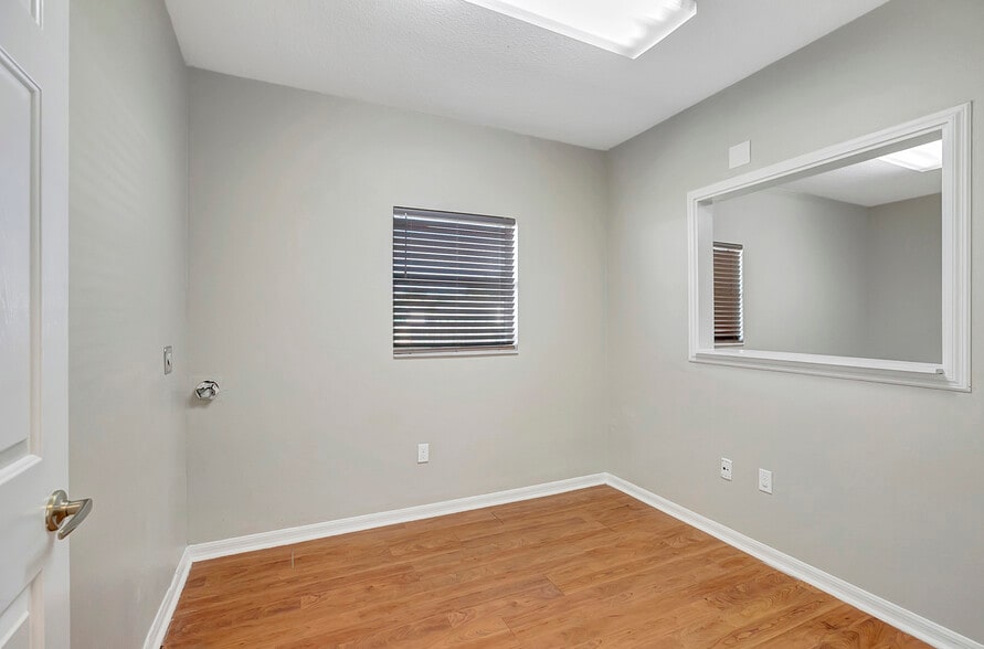 More Photos Of 28953 Wesley Chapel Blvd, Wesley Chapel Office For Lease