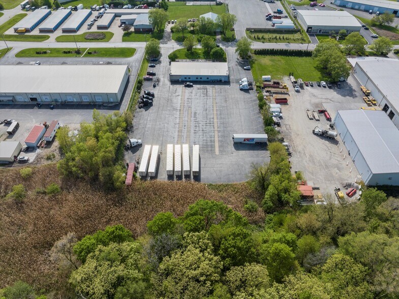 More Photos Of 24051 S Northern Illinois Dr, Channahon Truck Terminal For Sale