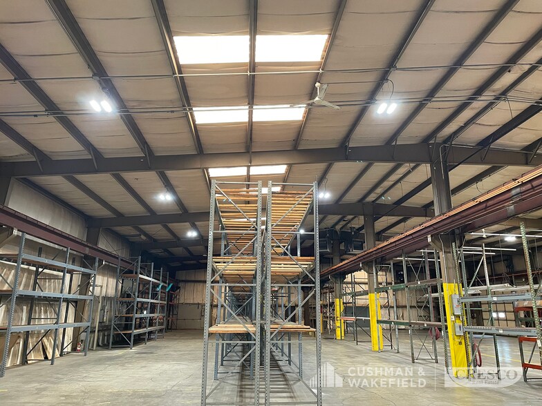 More Photos Of 9940 York Alpha Dr, North Royalton Manufacturing For Lease