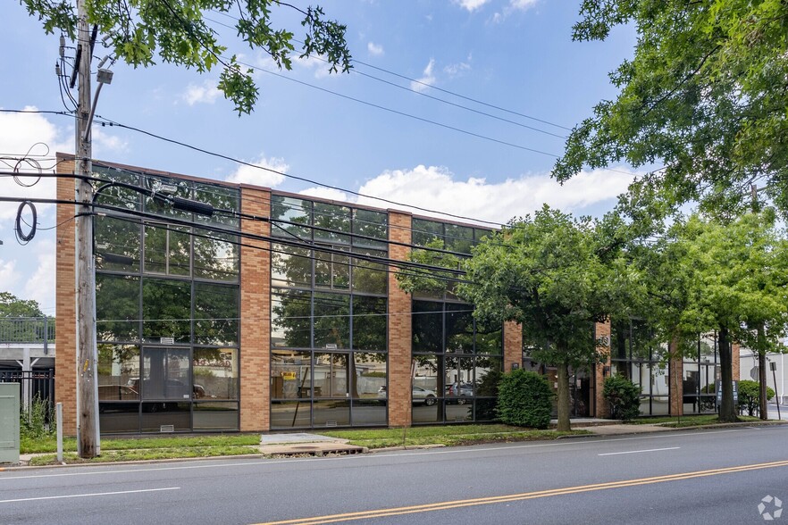 Primary Photo Of 40 Underhill Blvd, Syosset Office For Sale