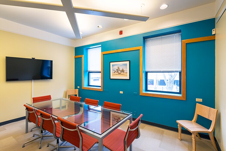 More Photos Of 15 N Gore Ave, Webster Groves Office For Lease