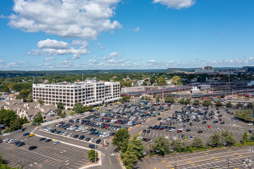 More Photos Of 1 Long Wharf Dr, New Haven Medical For Lease