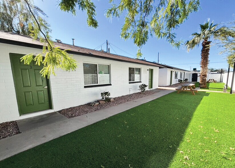 Primary Photo Of 6628-6632 S 22nd St, Phoenix Assisted Living For Lease