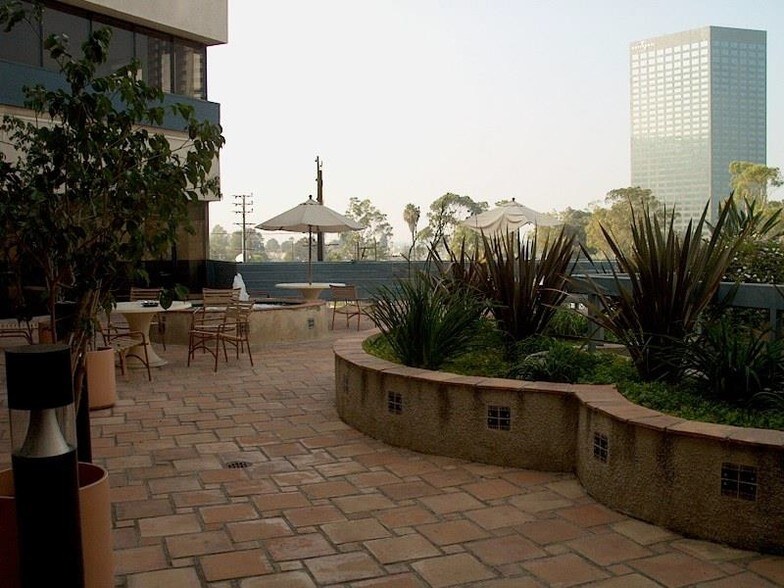 More Photos Of 3599 Cahuenga Blvd W, Los Angeles Office For Lease