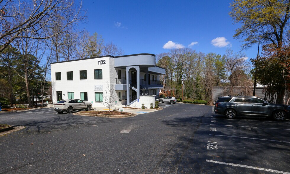 More Photos Of 1132 Hightower Trl, Atlanta Medical For Sale