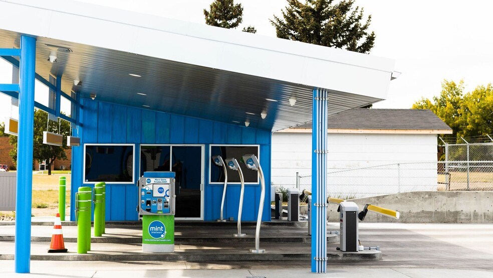 More Photos Of , Medicine Hat Unknown For Sale