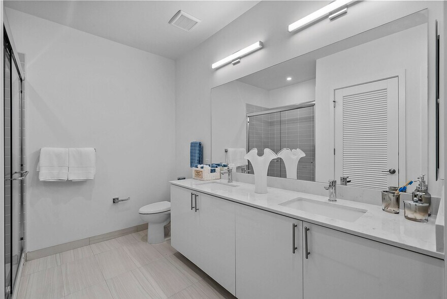 More Photos Of 620 Bloomfield Ave, Bloomfield Apartments For Lease