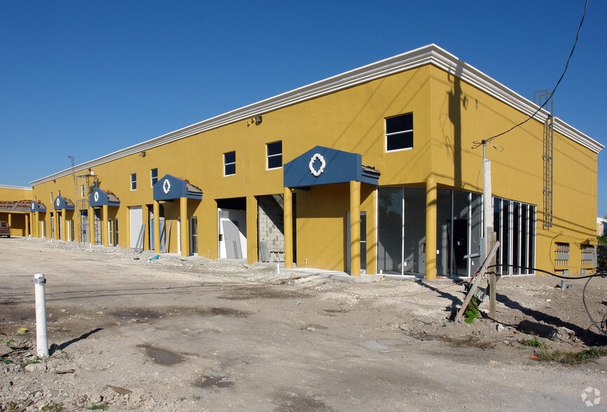More Photos Of 10171 NW 58th St, Miami Light Distribution For Lease