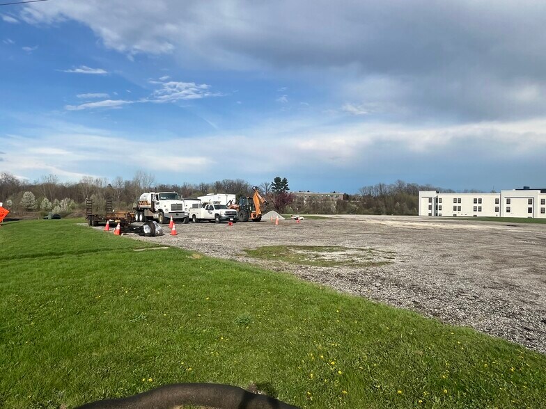 More Photos Of 2405 Morthland Dr, Valparaiso Land For Sale