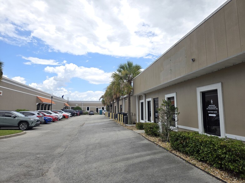 More Photos Of 1110-1117 N Central Ave, Kissimmee Medical For Sale