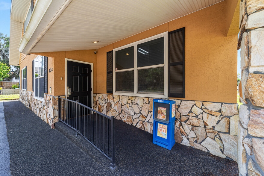 More Photos Of 434 SW 14 St, Ocala Office Residential For Sale