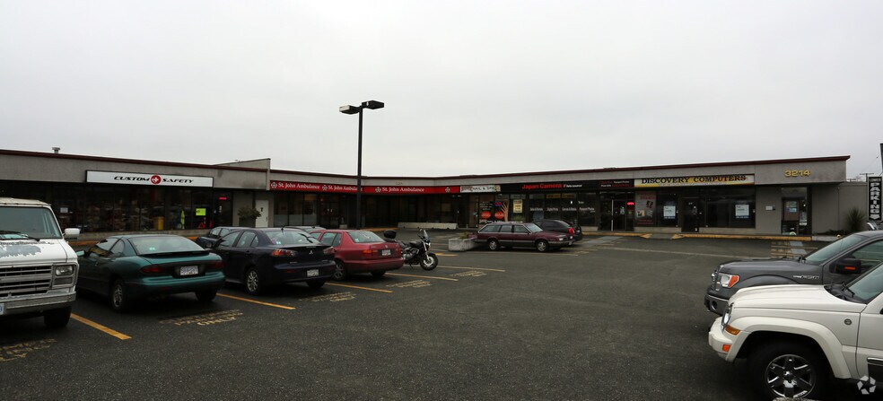 Primary Photo Of 3214 Douglas St, Saanich General Retail For Lease