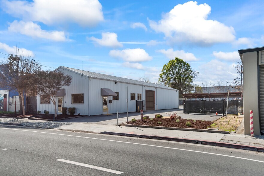 Primary Photo Of 771 Coleman Ave, San Jose Service For Lease