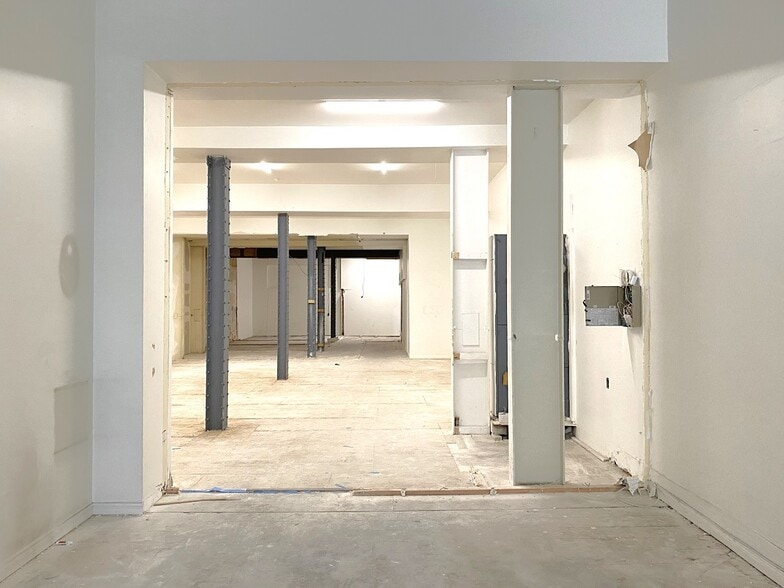 More Photos Of 619-623 S Olive St, Los Angeles Loft Creative Space For Lease