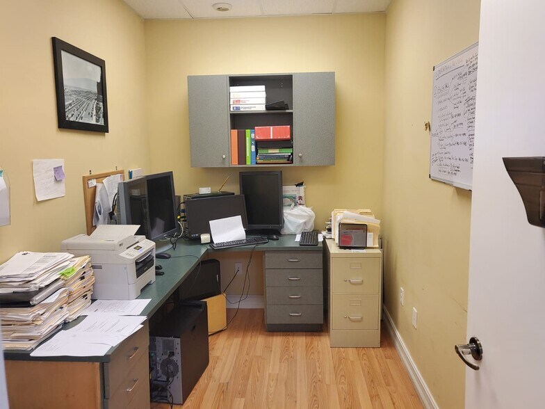 More Photos Of 2971-2975 Coral Way, Coral Gables Office For Sale